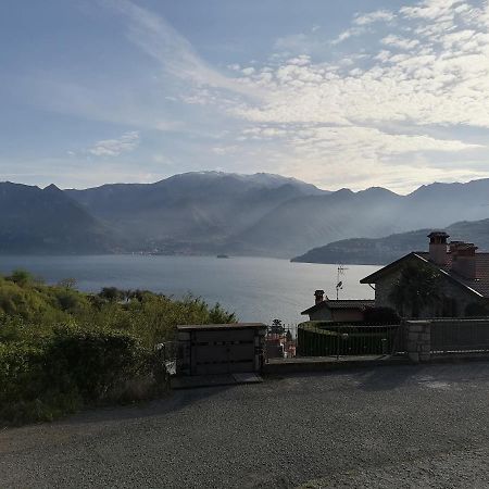 Casa Sasso Διαμέρισμα Tavernola Bergamasca Εξωτερικό φωτογραφία